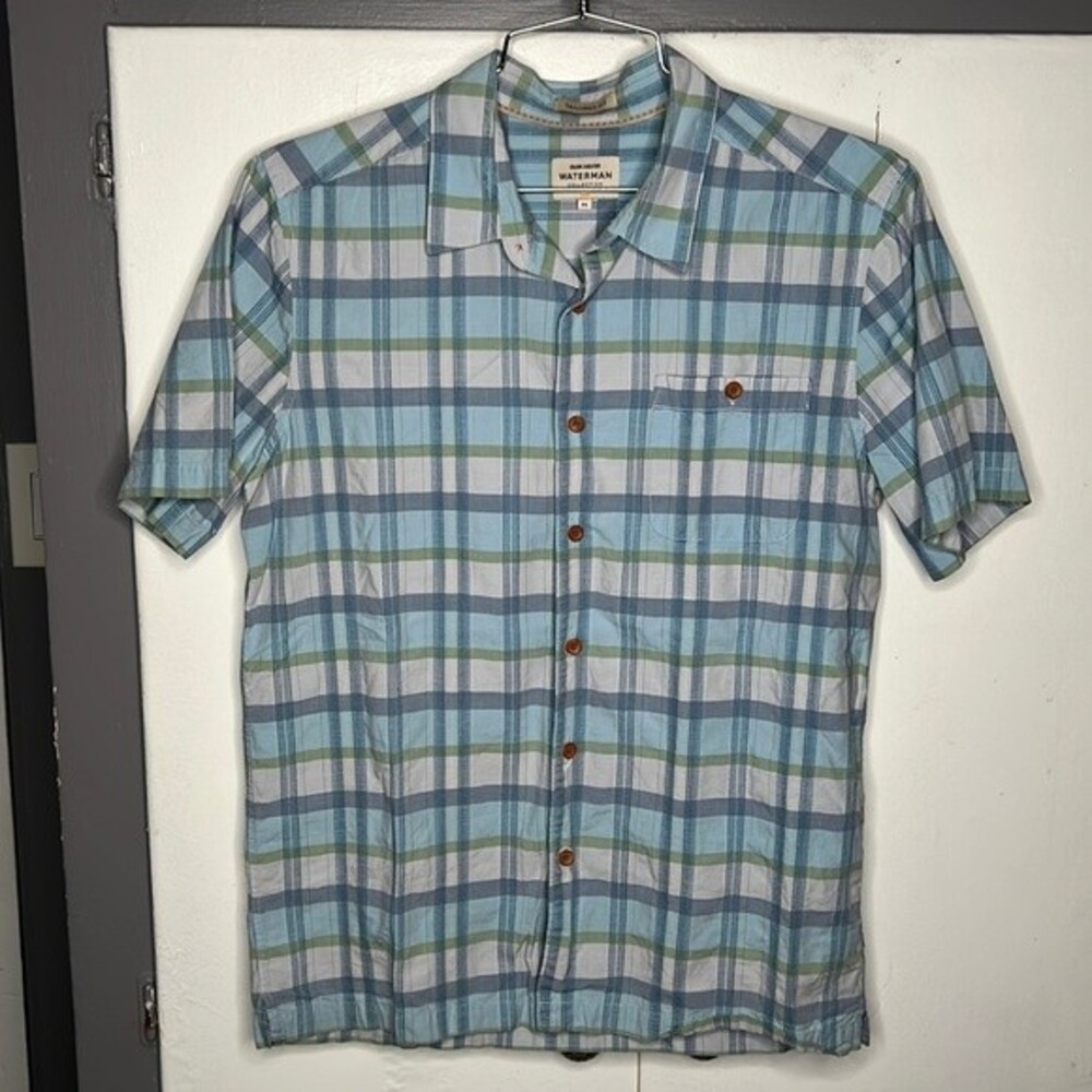 Quicksilver Mens Waterman Shirt Sz M Blue Plaid tailored Button Up Short Sleeve